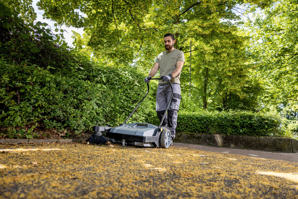 Karcher KM 70/15 C Classic Manual Commercial Floor Sweeper